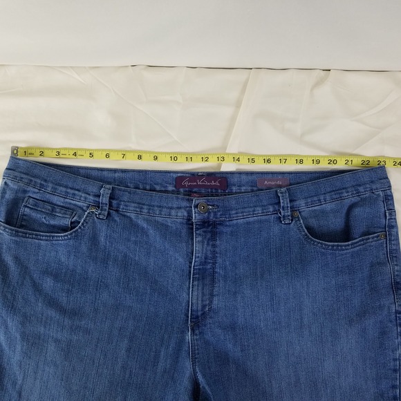 Gloria Vanderbilt Amanda Jeans Womens 24W Medium Wash Straight Leg Denim - Picture 3 of 10